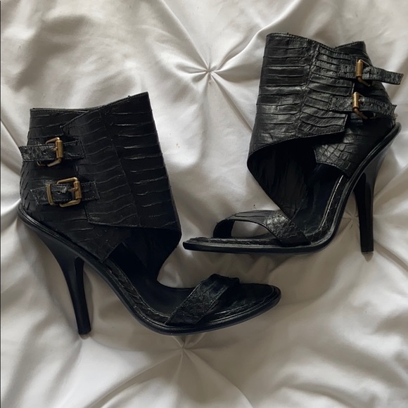 Kenneth Cole black snake open toed stiletto shoe - Picture 3 of 7